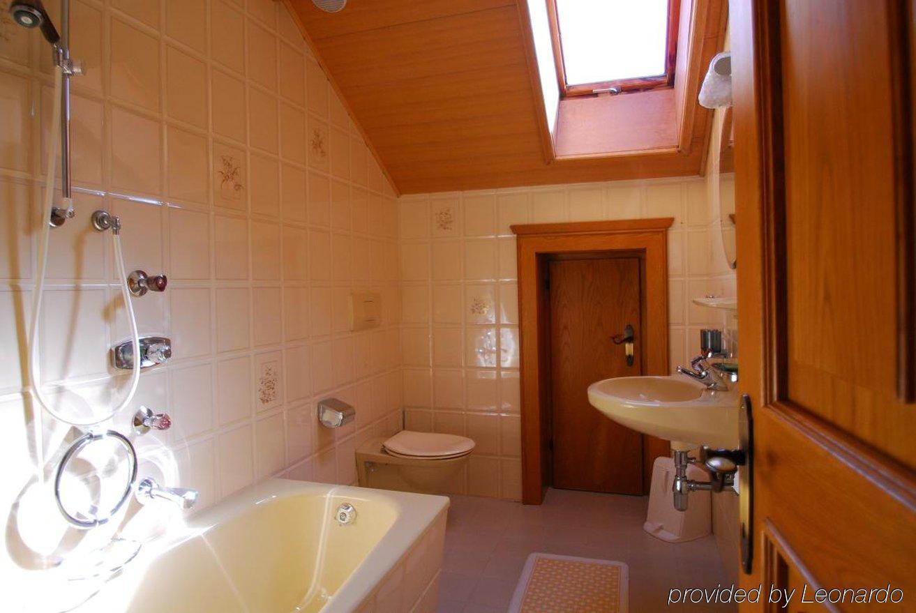 Panoramahotel Post Sant'Andrea in Monte Екстер'єр фото