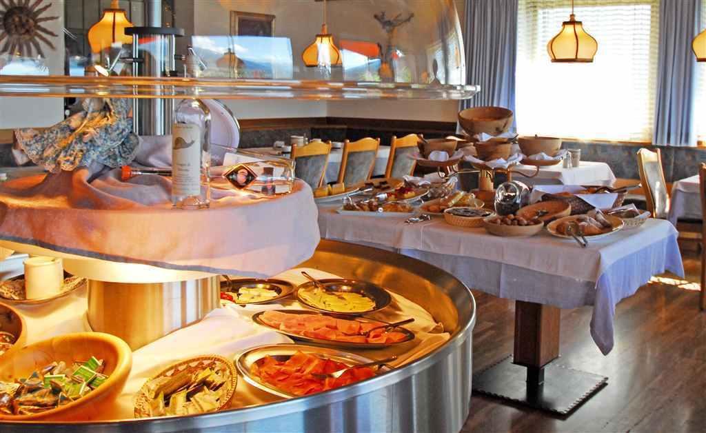 Panoramahotel Post Sant'Andrea in Monte Екстер'єр фото